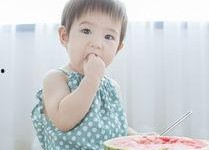 小雨娱乐吃瓜,揭秘娱乐圈最新吃瓜事件，带你领略明星幕后故事